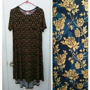 Lularoe Carly