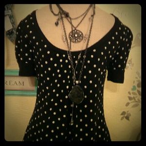 Super cute polka dot top! XL