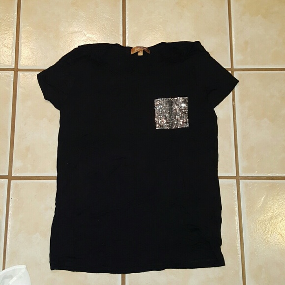 Sparkled Pocket Tee
