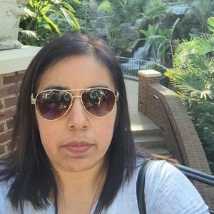 Meet your Posher, Catrina