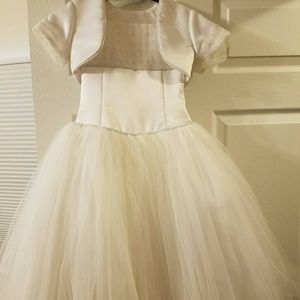 🔥SALE- Cotoure Flower Girl/Communion Dress