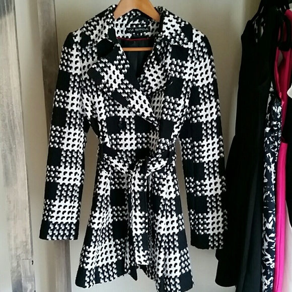 Via Spiga Jackets & Blazers - ❄WCCO 🎉2XHP Statement Style🎉