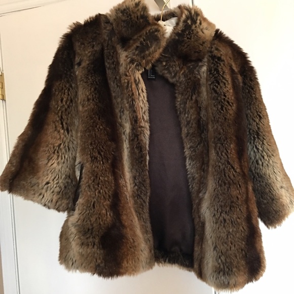 Forever 21 faux fur coat/jacket. Sz small.