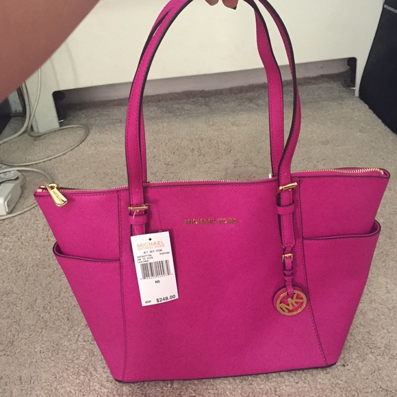 Michael Michael Kors Jet Set Zip Tote