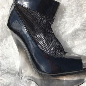 💕Price Drop💕 Paper Fox Black Platform Wedge