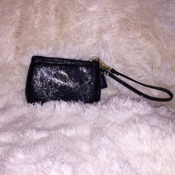 SALE❗️Coach Money Purse Wristlet BASICALLY NEW - Picture 2 of 4