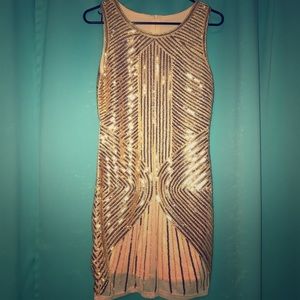 Gold 1920s flapper dress