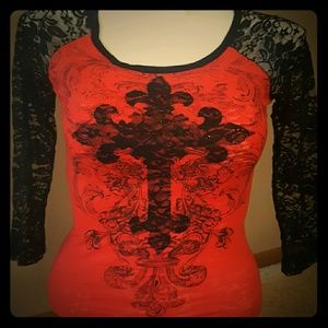 Daytrip 3/4 lace sleeve shirt