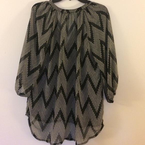 Chevron top - Picture 2 of 2