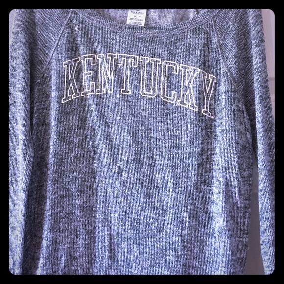 Victoria's Secret PINK Kentucky sweater