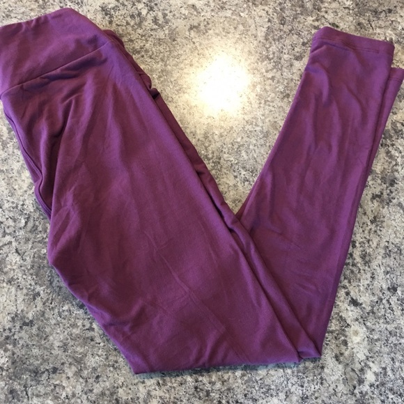 Lularoe one size solid leggings