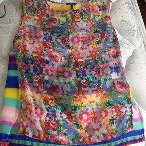 Xtra small Daisy Fuentes blouse (new without tags)