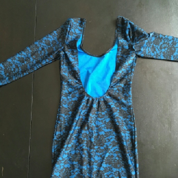 Dress - Picture 2 of 3