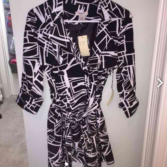 Beautiful coat, just never have worn!