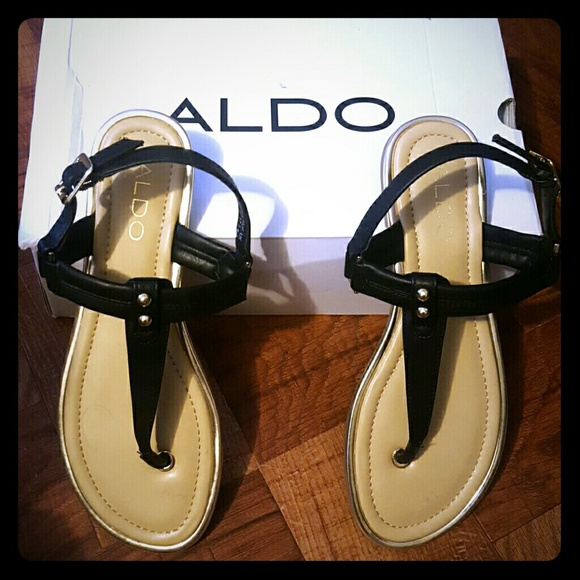 Aldo Sandals