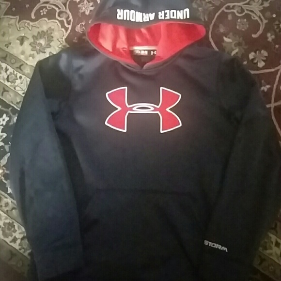 Boys/girls under armour Storm sweatshirt