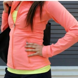 Lululemon define Coral jacket size:6 👟