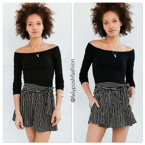 Urban Outfitters Pants - Urban Outfitters Stripe Tie-Waist Short