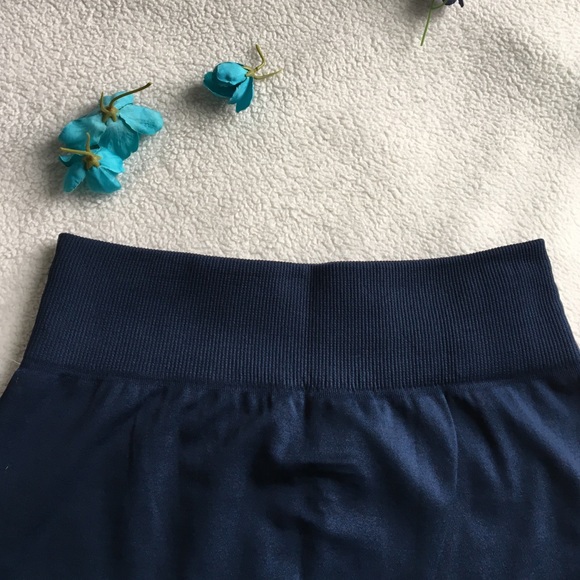 Fleeced Lined Navy Blue Leggings - Picture 4 of 4