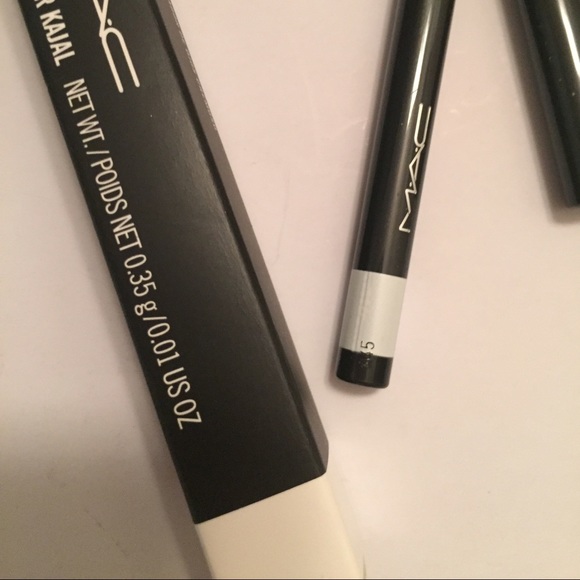 MAC•Modern Twist Kajal Eyeliner• Polar Ice - Picture 2 of 4