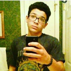 Meet your Posher, Gabe