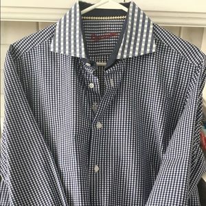 Men's Robert Graham button down dress shirt