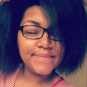 Meet your Posher, Perla