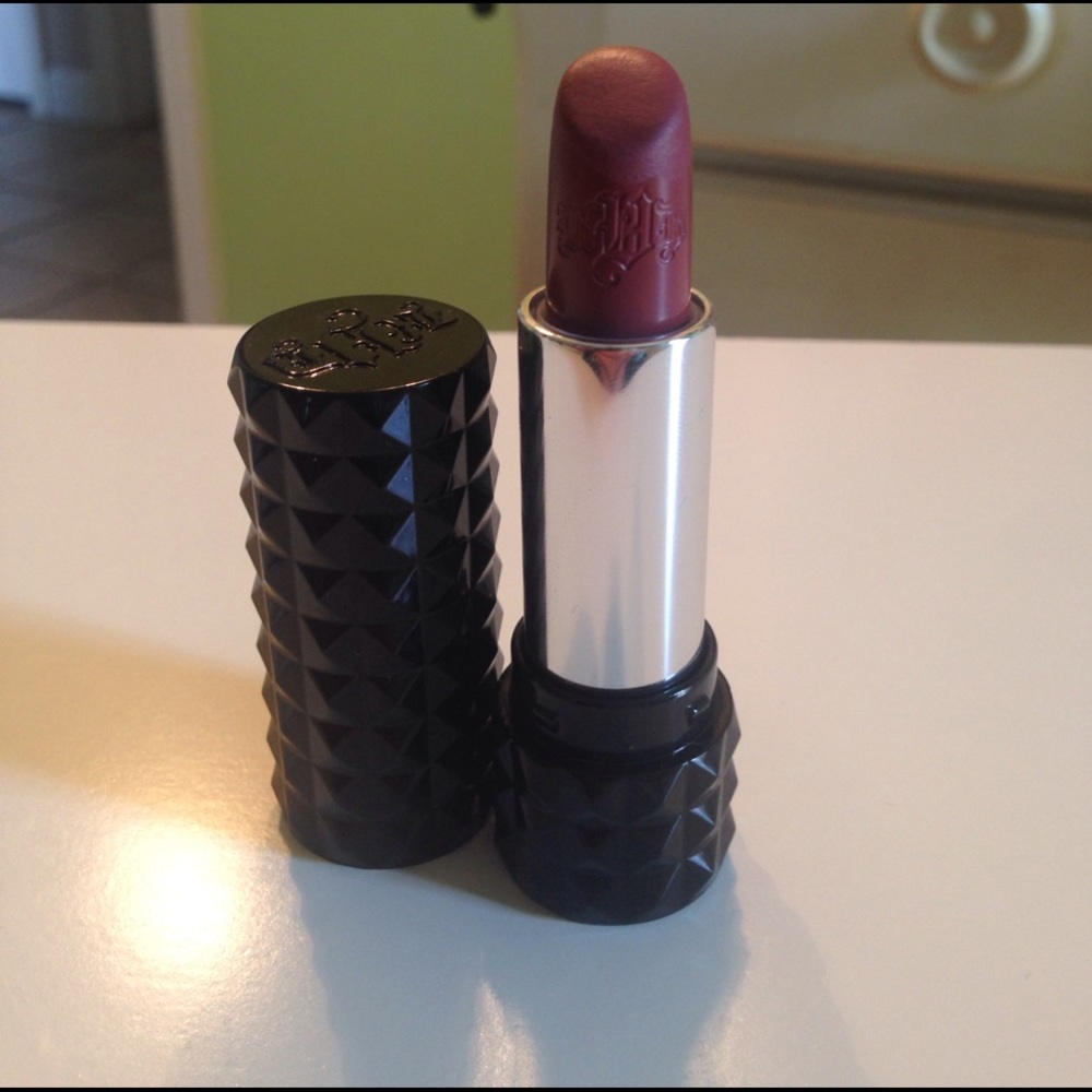 Kat Von D Studded Kiss in Cathedral