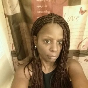 Meet your Posher, Marcia