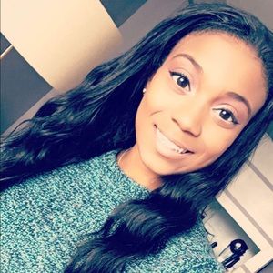 Meet your Posher, Robyn