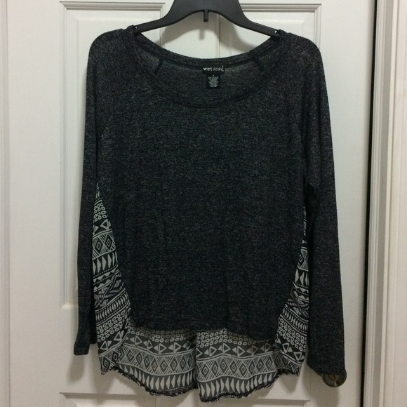 Gray long sleeve top