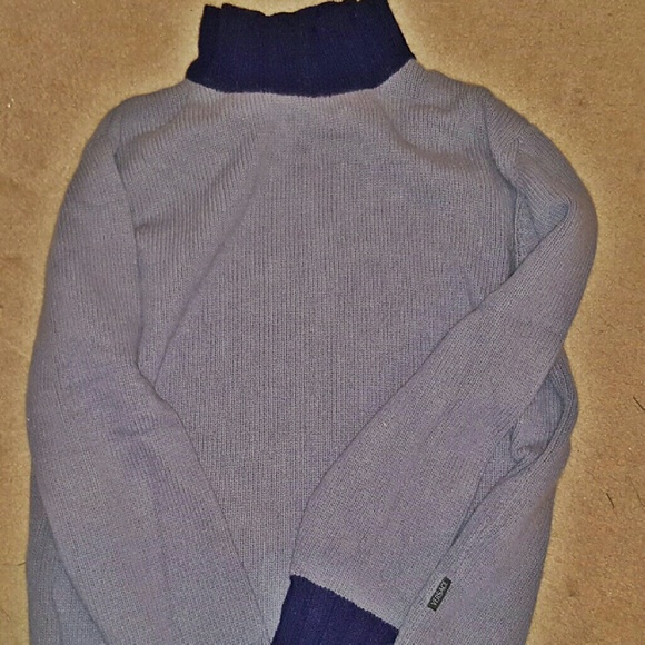 Versace Sweater - Picture 1 of 1