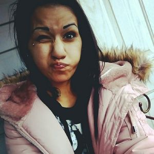 Meet your Posher, Candy