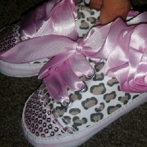 Baby girl leopard 6-9 month shoes