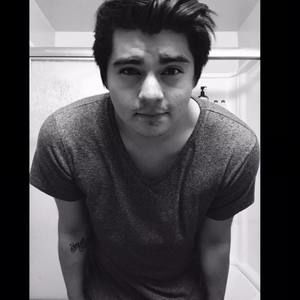 Meet your Posher, Richie