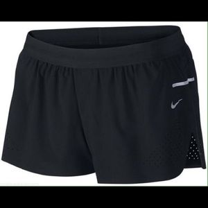 Nike dri-fit Race woven shorts 686005-010
