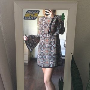 70s inspired bell sleeve dress