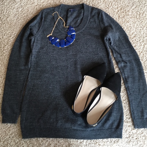 Gap maternity sweater