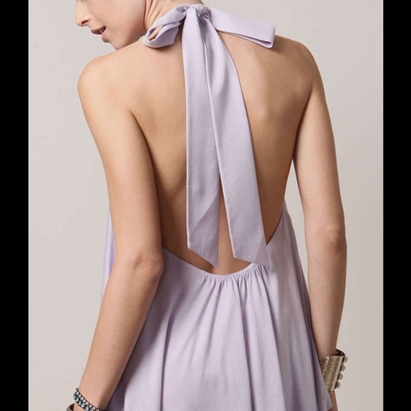 Alice + Olivia Curved Hem Halter Top - Picture 3 of 4