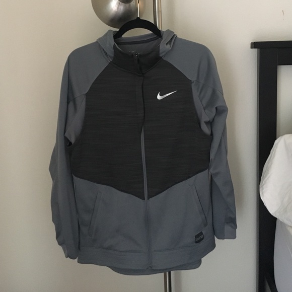 Nike Women's Zip-Up