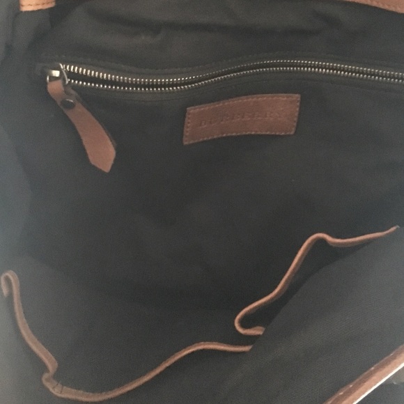 Authentic Burberry Messenger Bag - Picture 3 of 3
