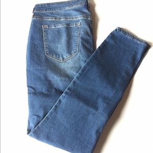 OLD NAVY Midrise Rockstar Jeans