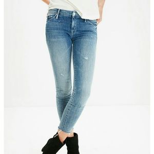 MOTHER Looker Ankle fray jeans