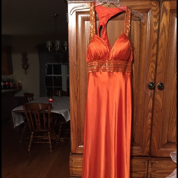 Prom Dress - Picture 1 of 3
