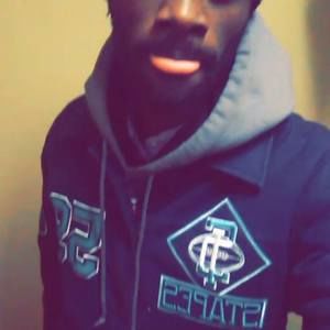 Meet your Posher, Dee