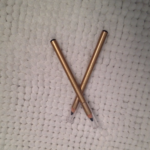 Elizabeth Arden eyeliner