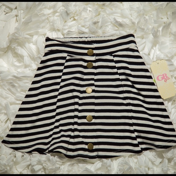 GB Girls 4 Black and White Striped Flare Skirt