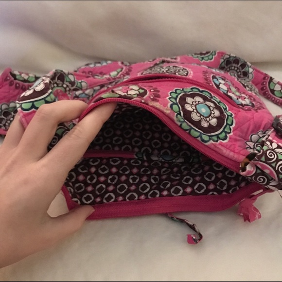 Vera Bradley Cross Body and matching cosmetic bag - Picture 2 of 2