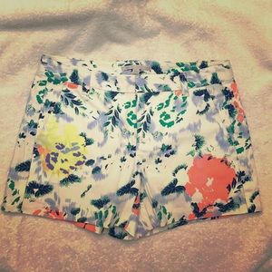GAP floral shorts size 00