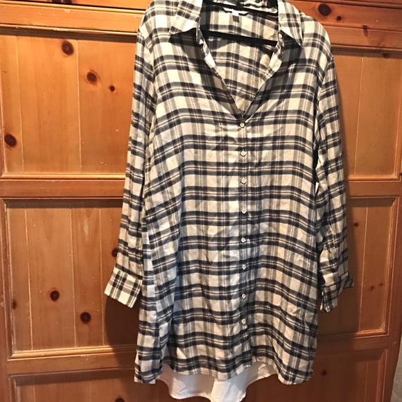 BB Dakota long sleeved flannel dress